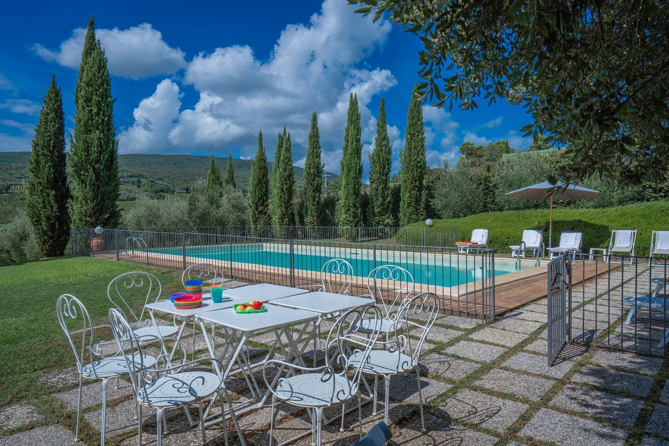Charming Country House With Pool in San Gimignano