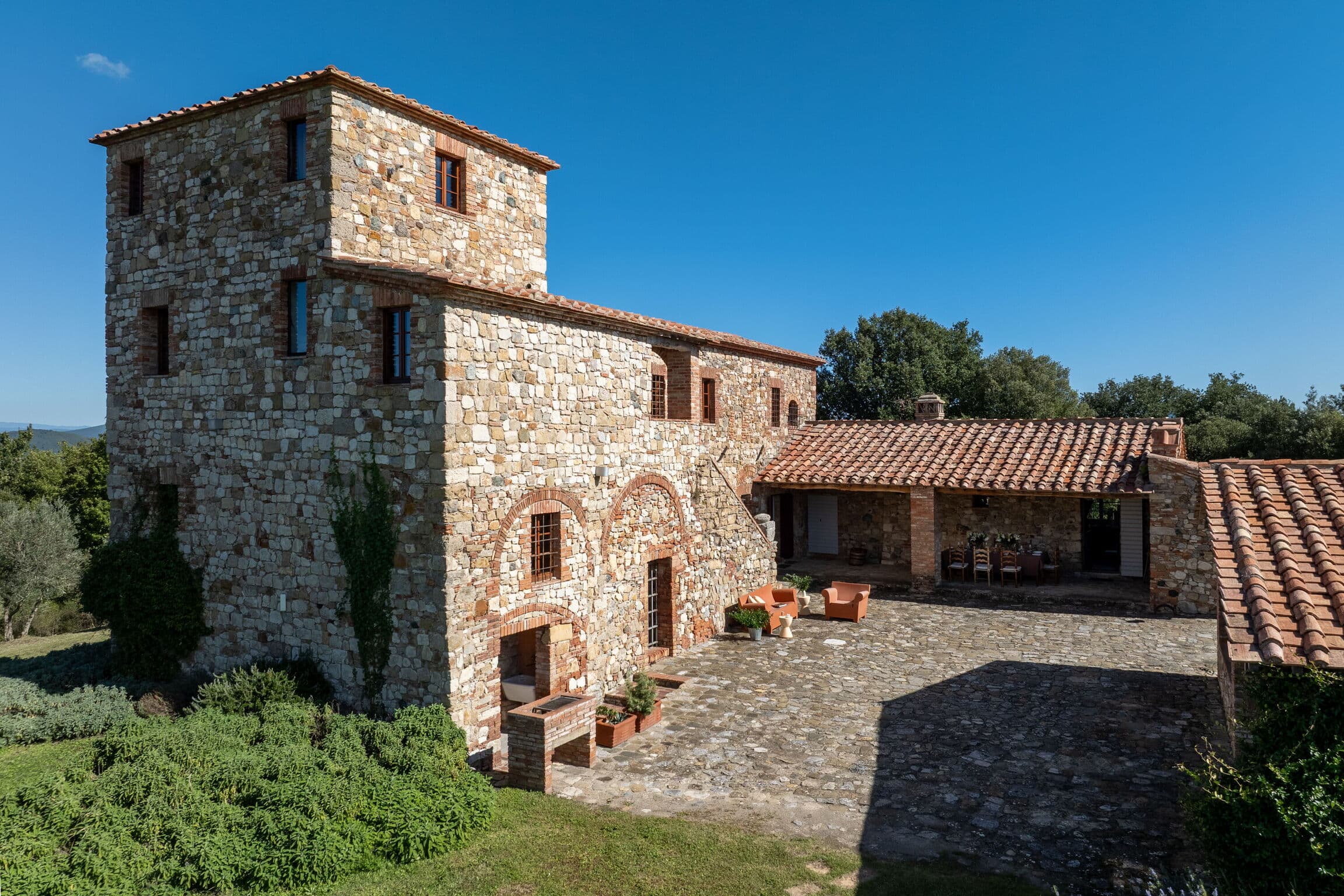 Elegant Poolside Villa in Casole d'Elsa photo 3