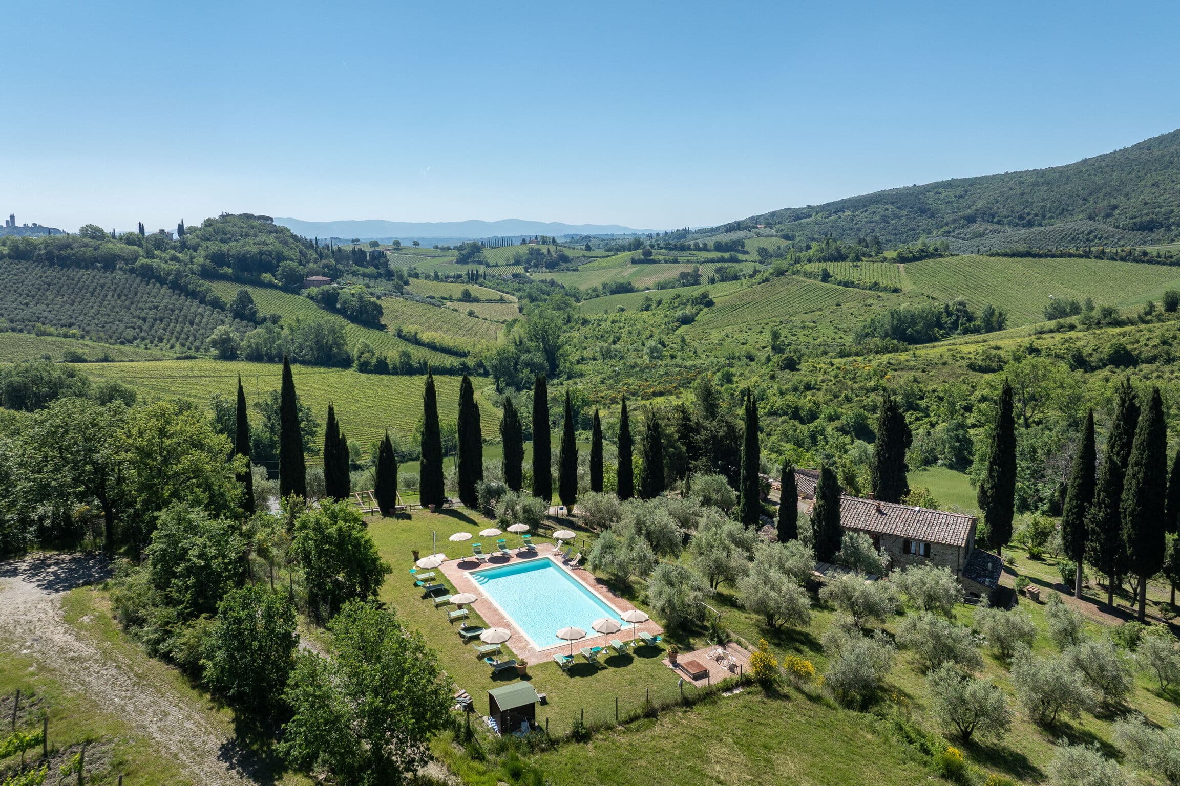 Scenic Pool Villa in San Gimignano
