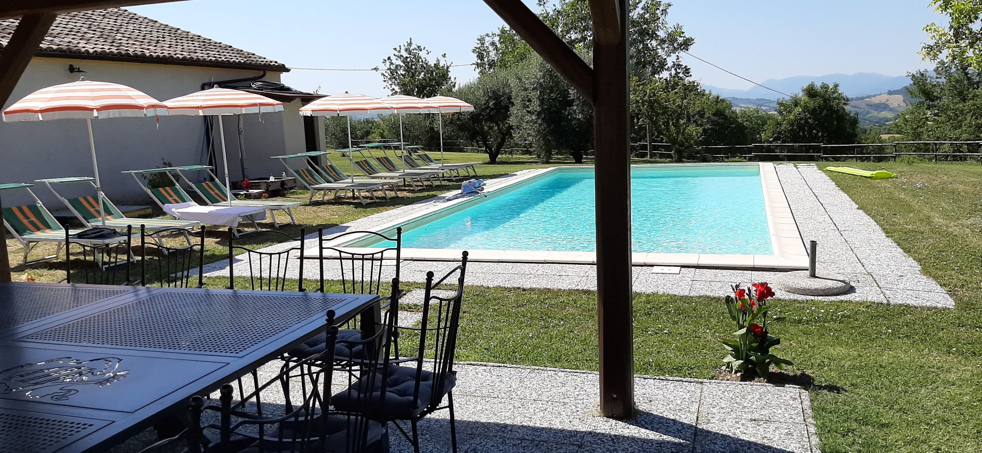 Hillside Eight-Bedroom Villa in Pergola photo 5