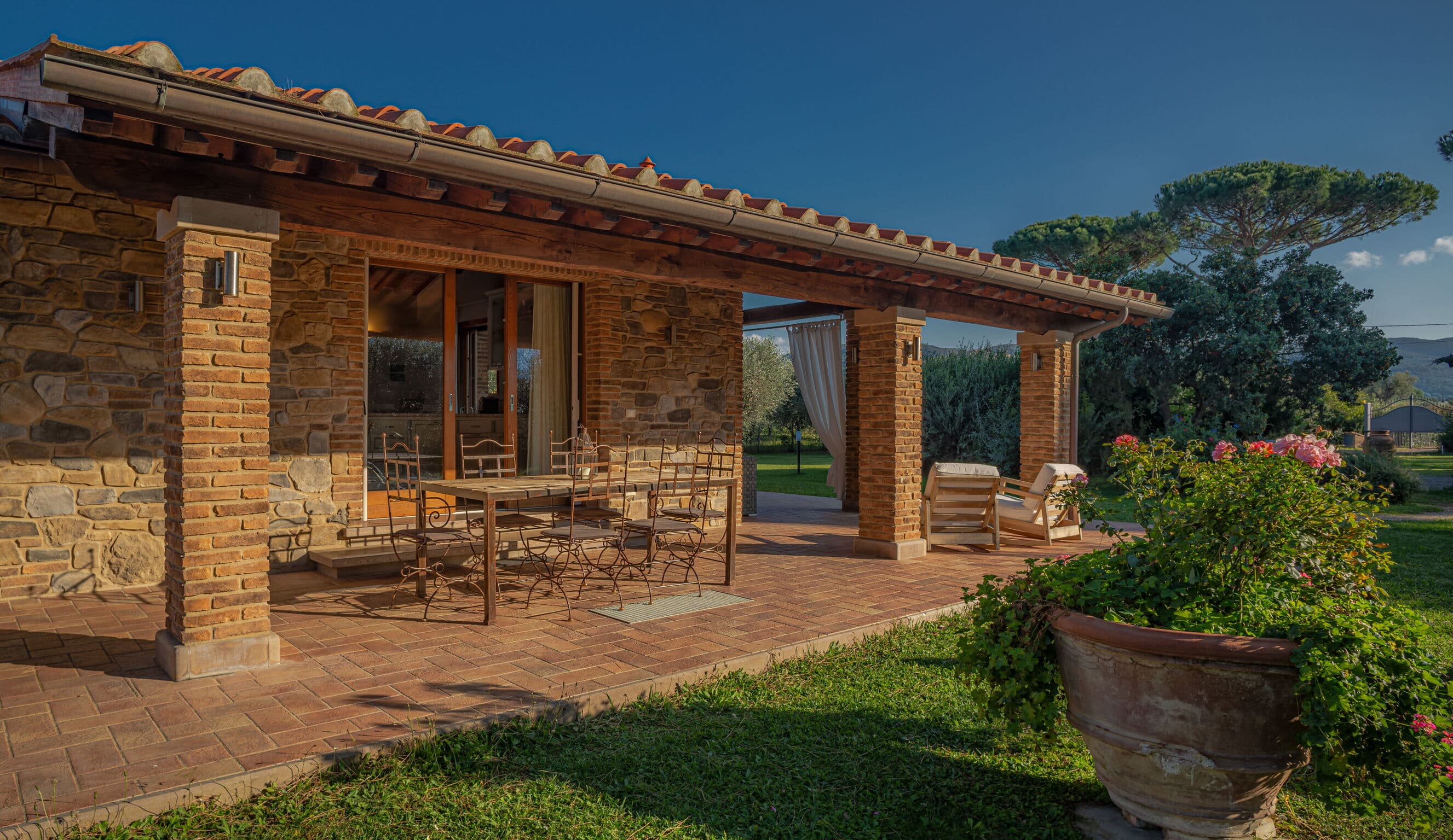 Charming Four-Bedroom Villa in Castagneto Carducci