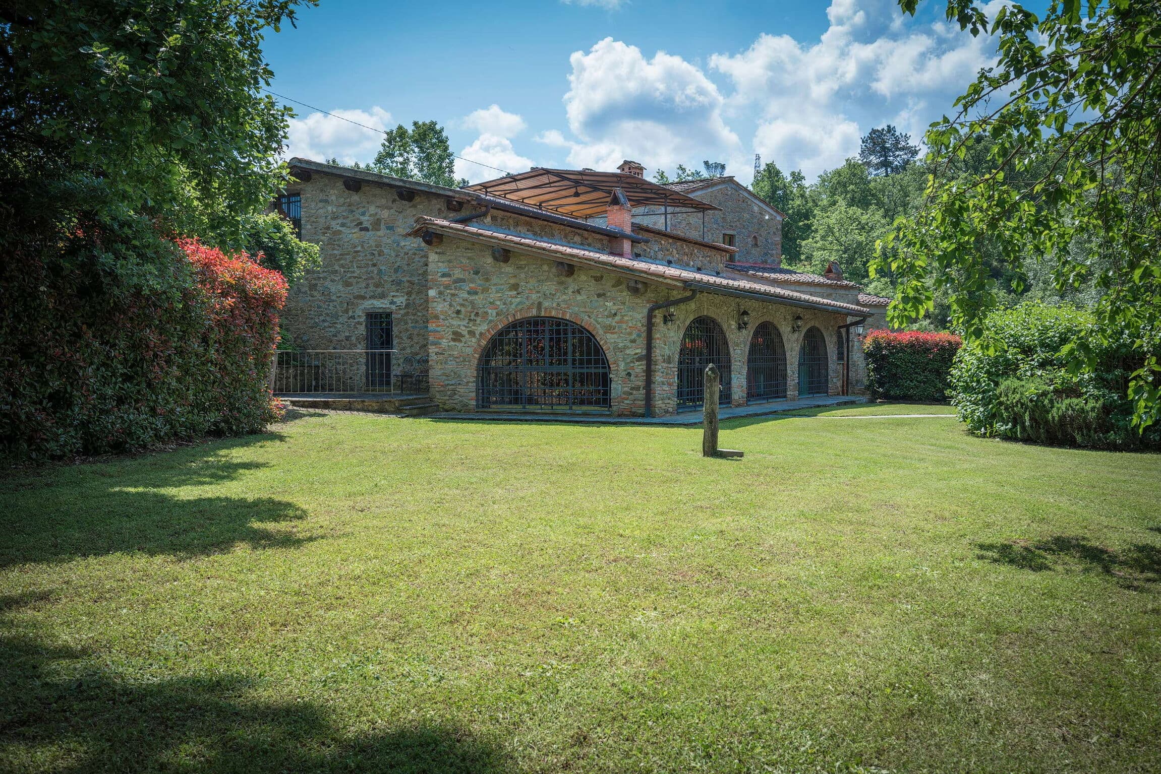 Terrace-Equipped Twelve Bedroom Villa in Bucine, Toscana photo 2