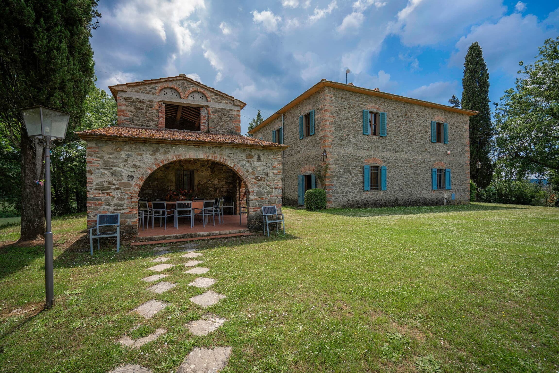 Spacious Six Bedroom Villa in Bucine photo 2