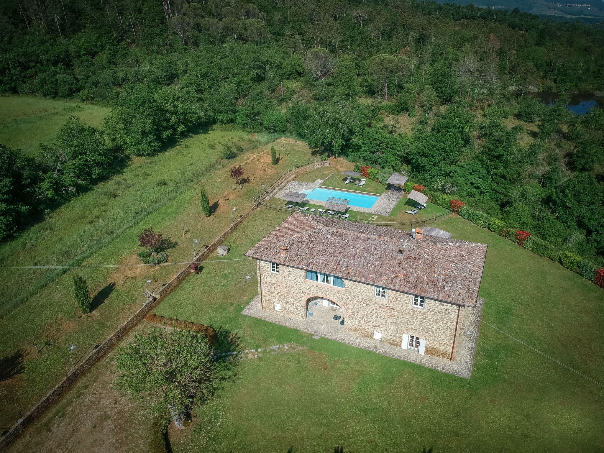 Spacious Seven Bedroom Villa in Bucine photo 4