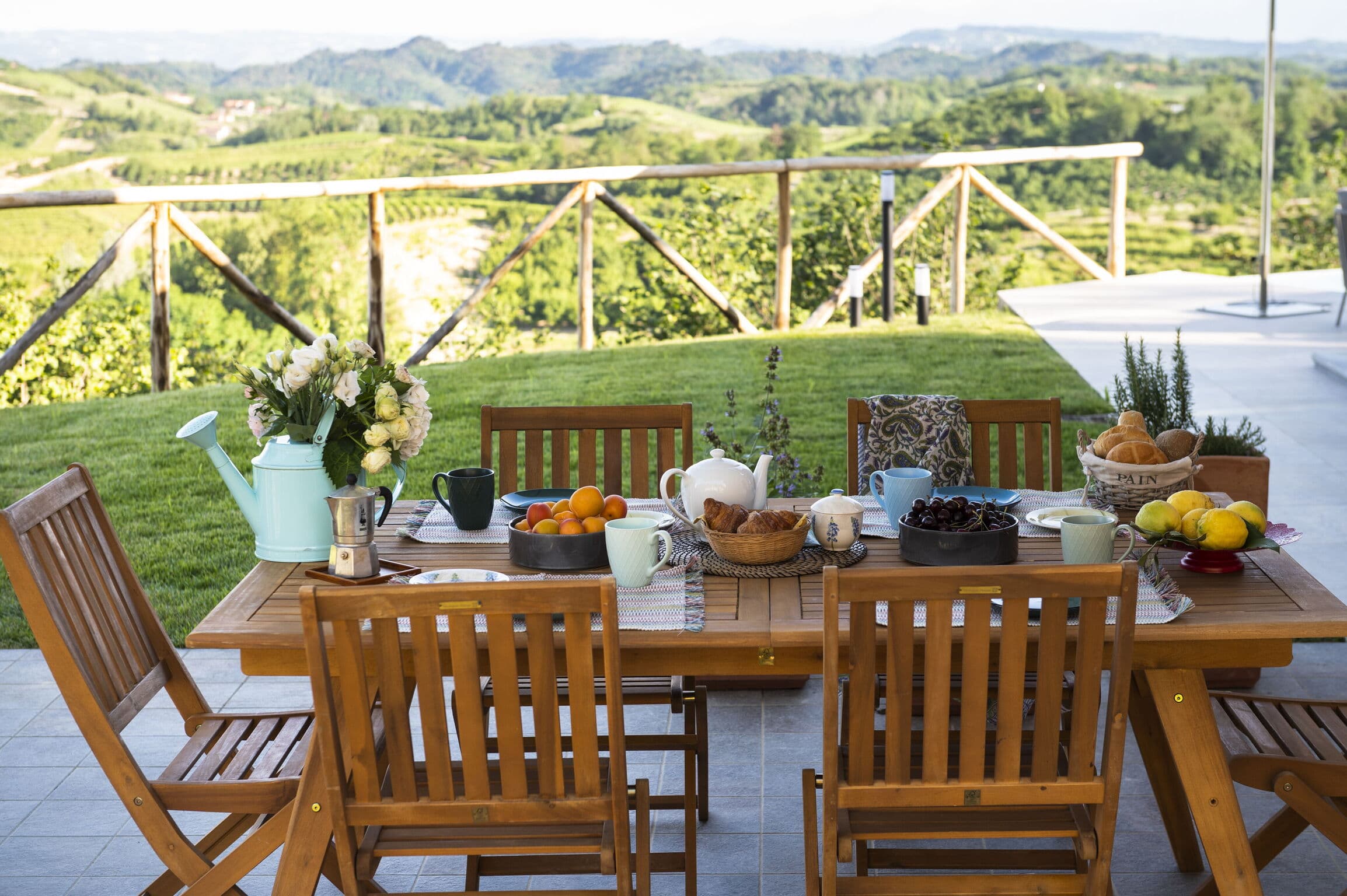 Balcony Three Bedroom Villa in Roreto, Piemonte photo 5