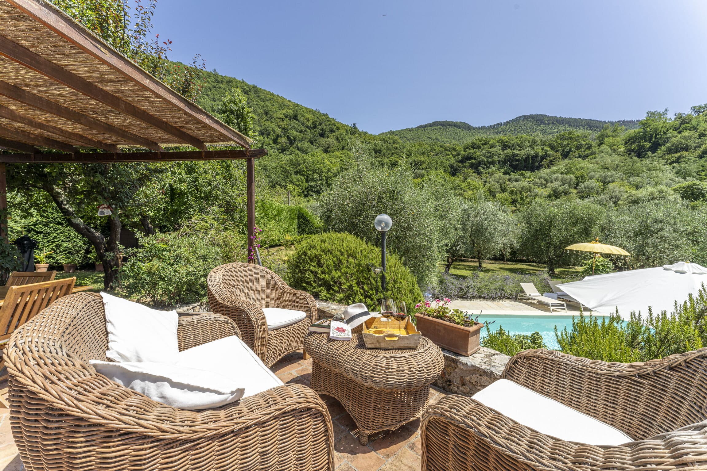 Charming One-Bedroom Villa in Vaiano photo 2