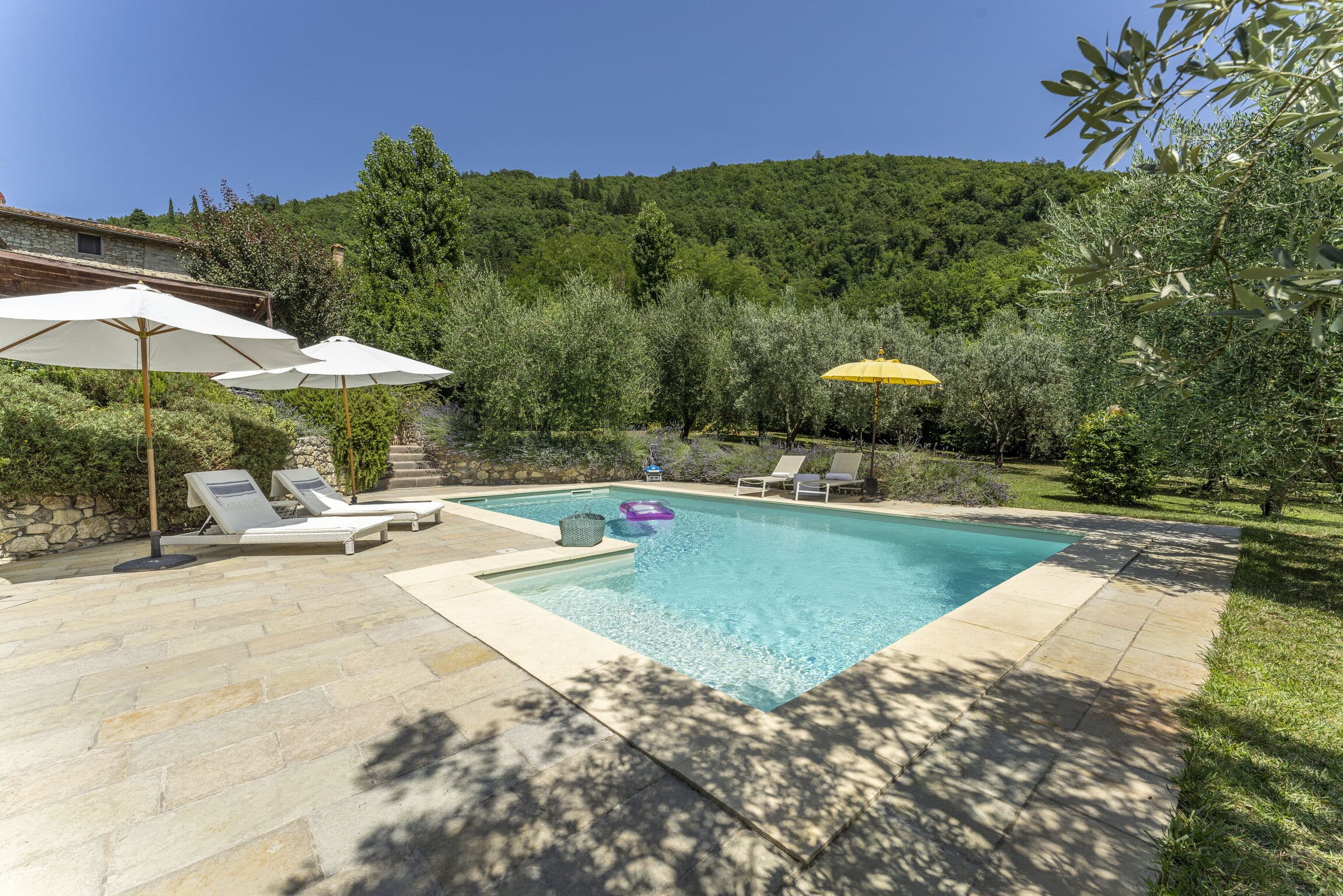 Charming One-Bedroom Villa in Vaiano photo 3