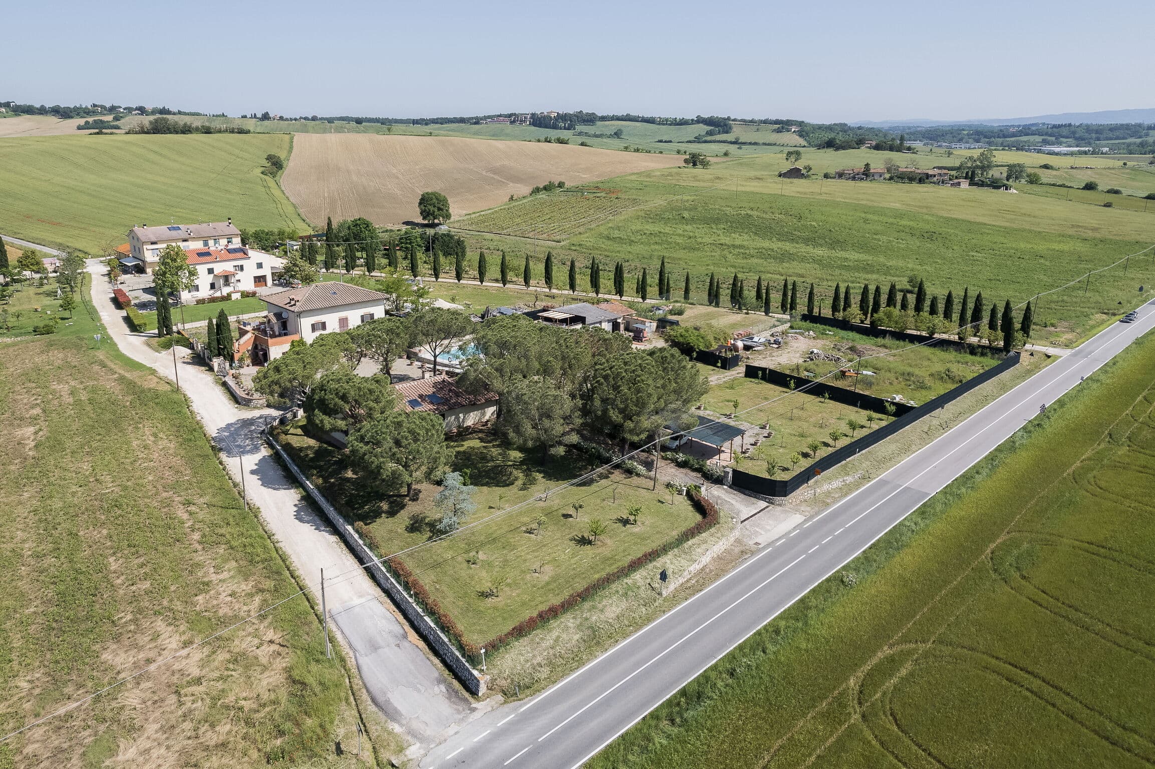 Garden-Focused Four Bedroom Villa in Colle di Val D'Elsa photo 4