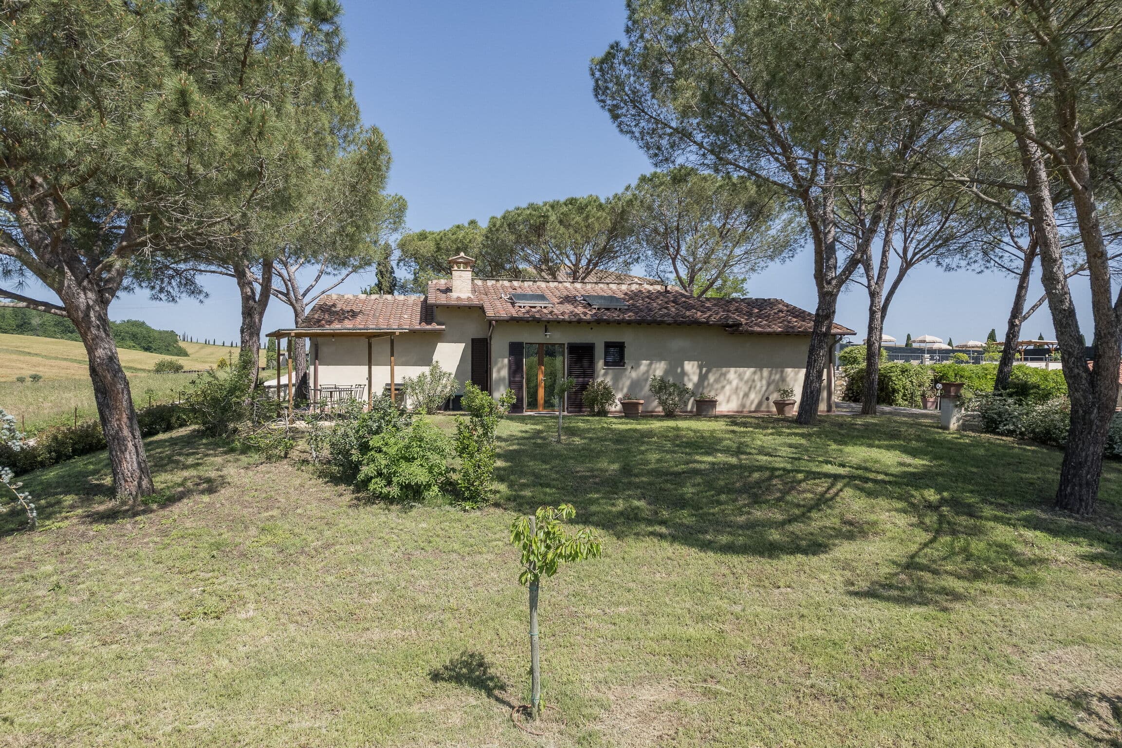 Garden-Focused Four Bedroom Villa in Colle di Val D'Elsa photo 2