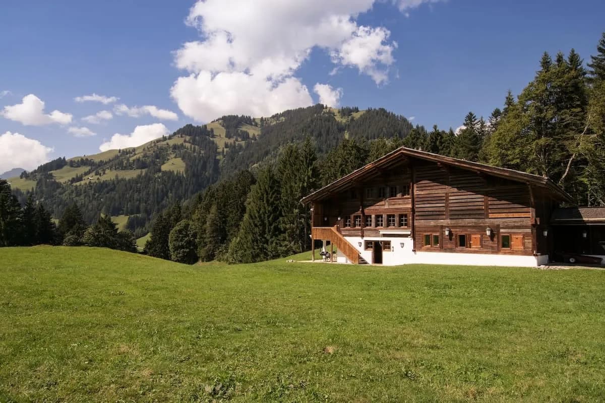 Gstaad - Great Luxurious Farmhouse photo 2