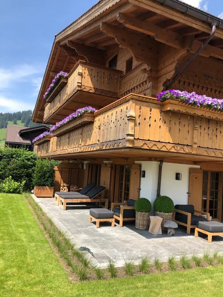 Private Pool & Spa Chalet with Stunning Views photo 4