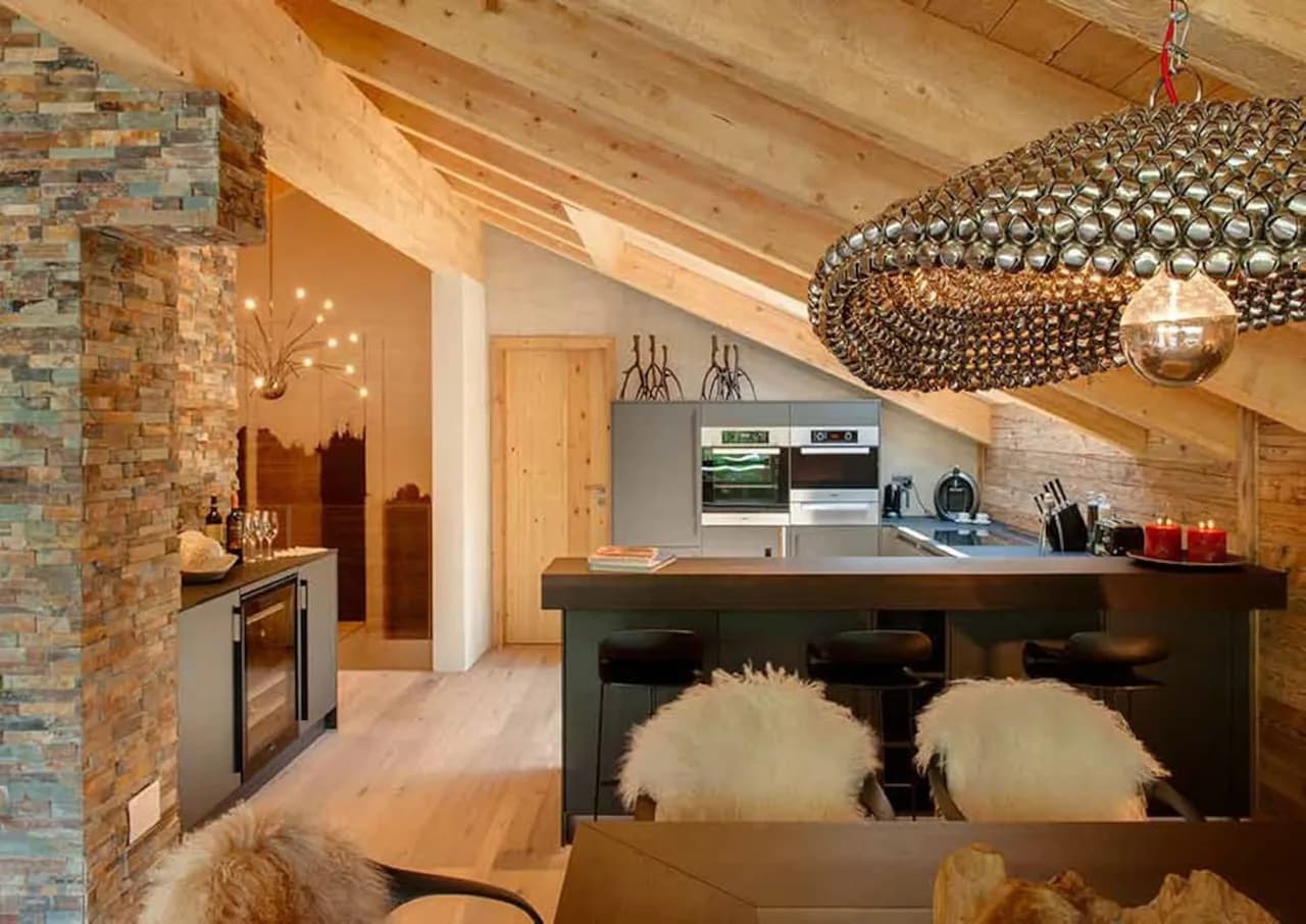 Classically Designed Penthouse photo 4