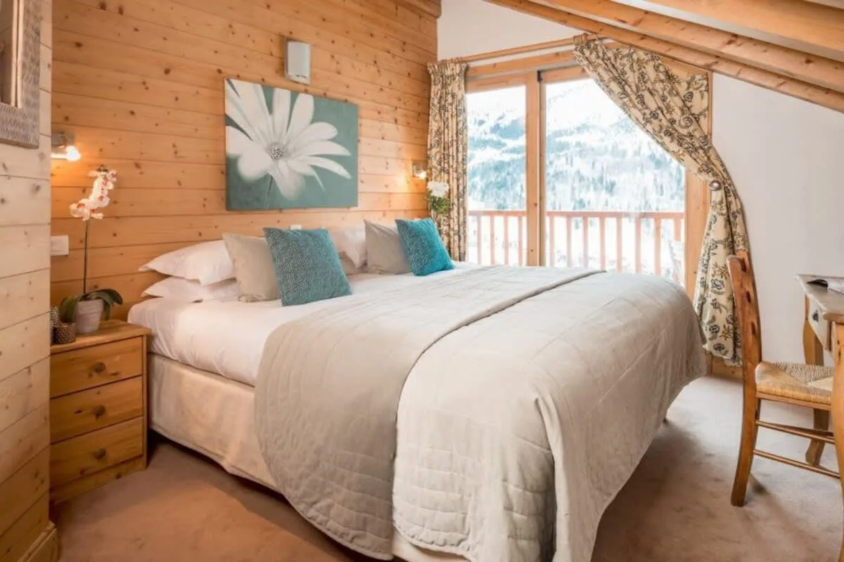 Elegant Alpine Chalet With Private Sauna photo 3