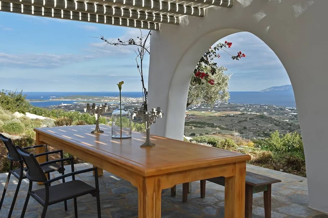Exquisite Regal Villa with Infinity Pool photo 2