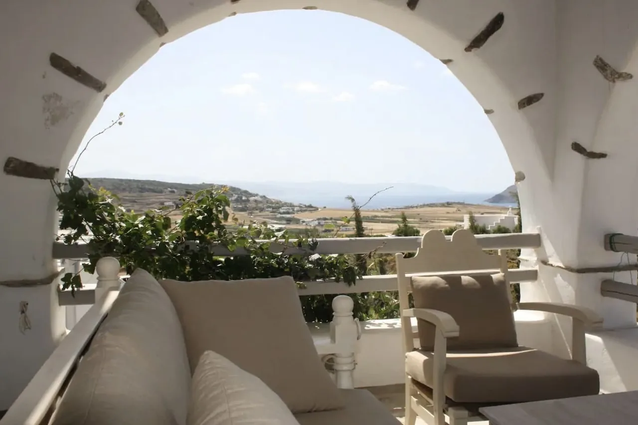 Grand Summer Villa close to Amazing Beaches photo 2