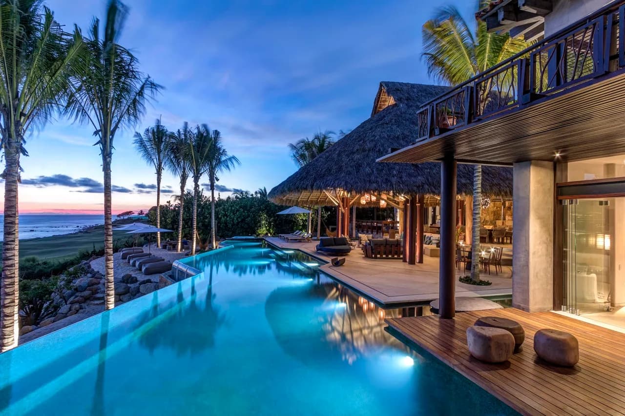 Deluxe Villa with Fitness and In-House Spa photo 4