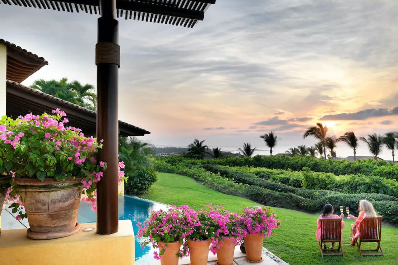 All Season Villa - an Original Mexican Classic Art photo 4