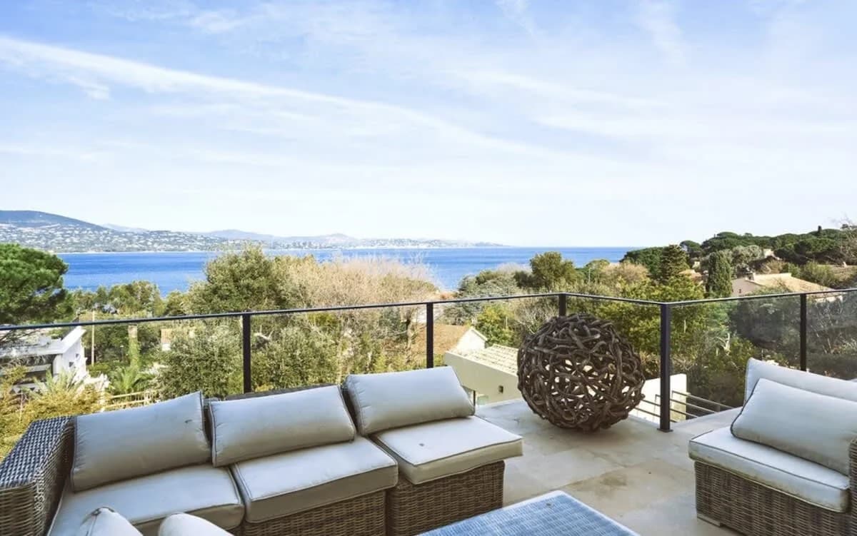 Marvelous Villa with Modern Pool and Relax Area photo 4