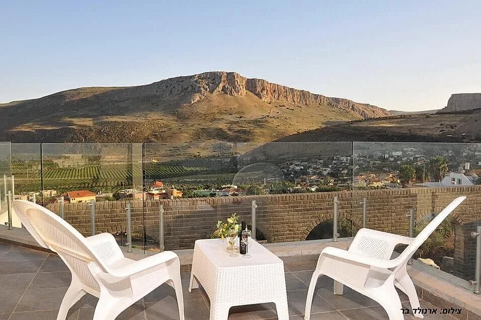 Horizons House with Magnificent Galilee View photo 3