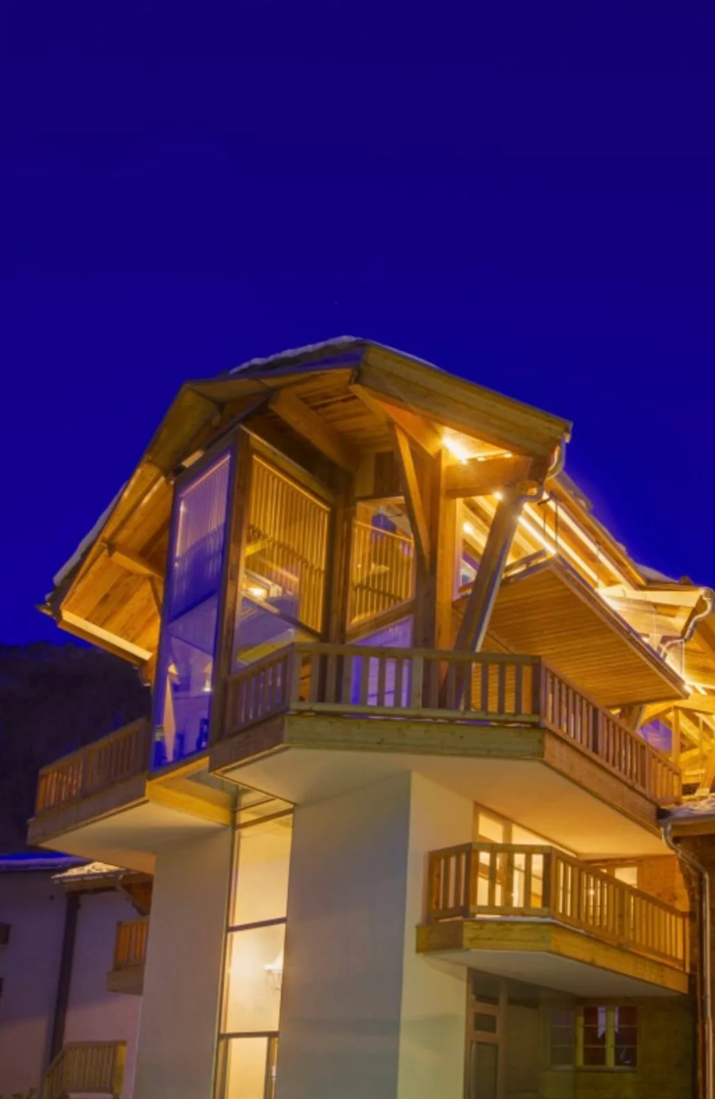 Glamorous Five Star Chalet photo 2