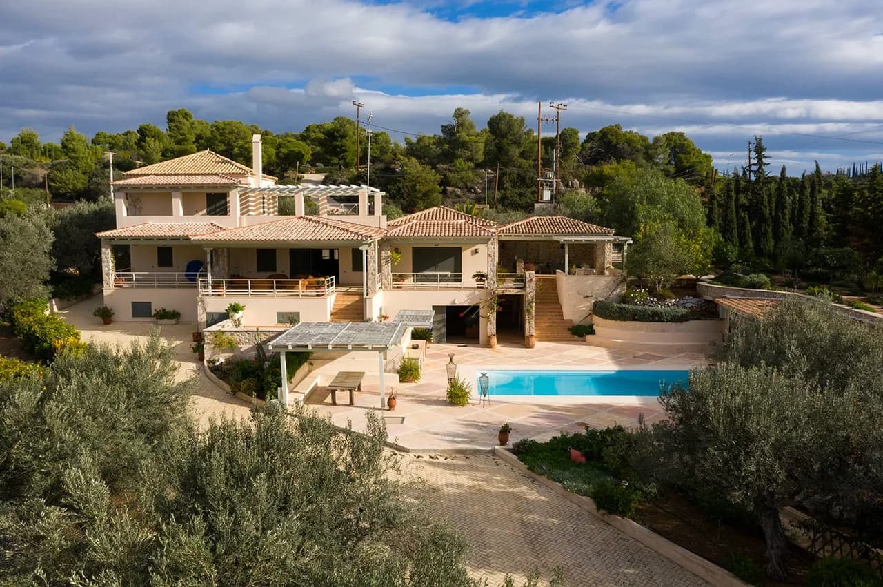 Radiant Leisure Villa Located Next to Hinista Bay photo 2