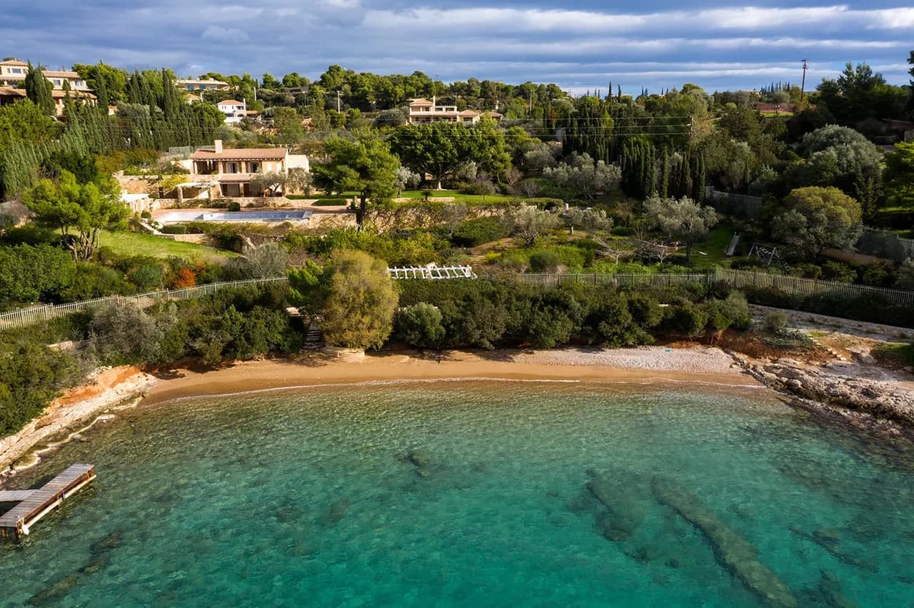 Radiant Leisure Villa Located Next to Hinista Bay photo 3