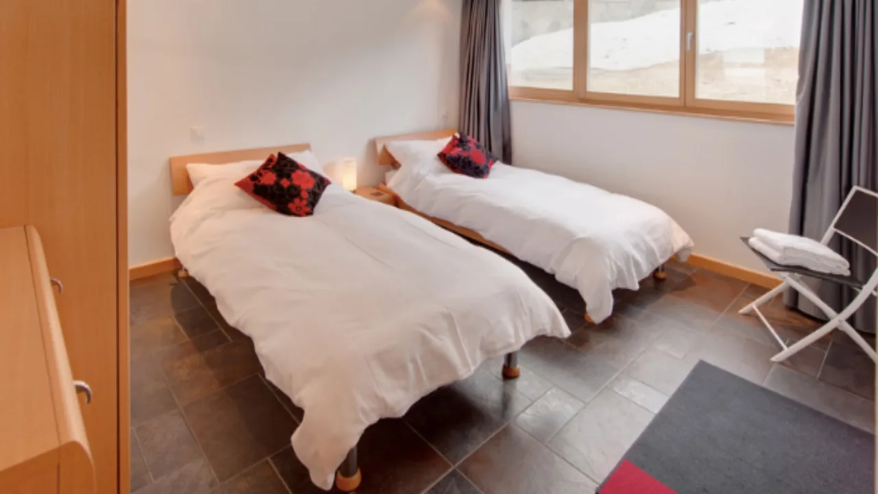 Elegant Crystal Flat Situated in Winklematten photo 2