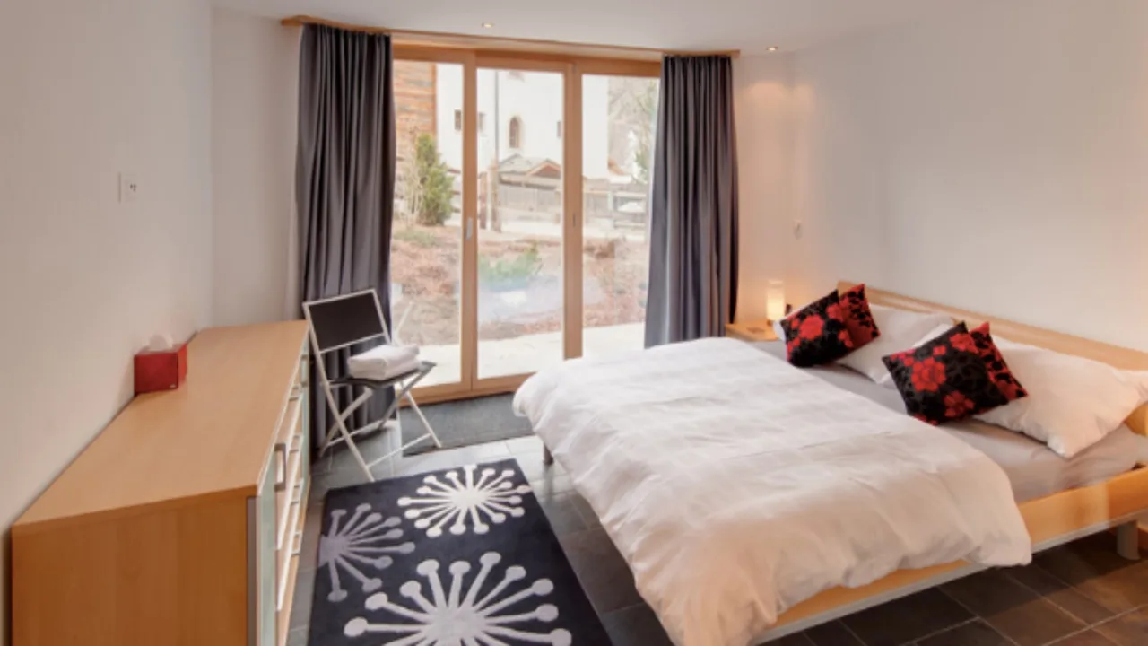 Elegant Crystal Flat Situated in Winklematten photo 4