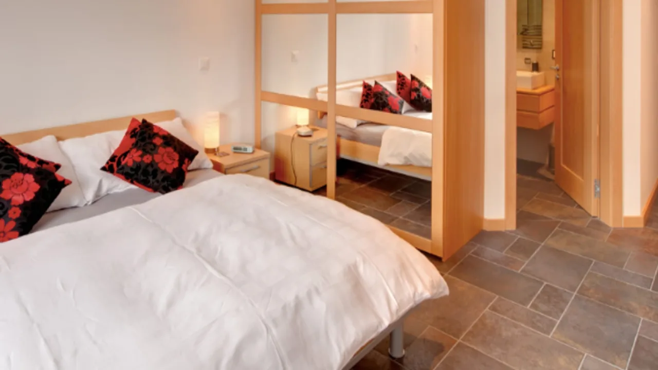 Elegant Crystal Flat Situated in Winklematten photo 5