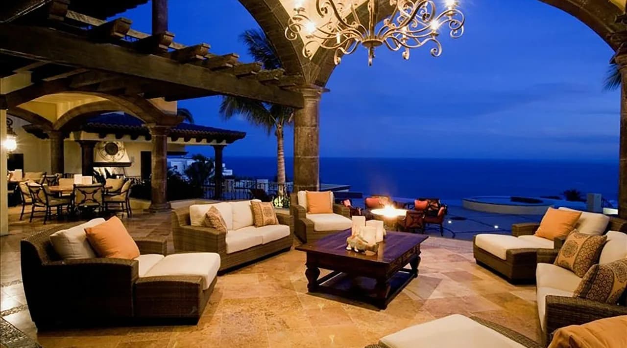 Mansion Villa in Mexico with Large Gym photo 3