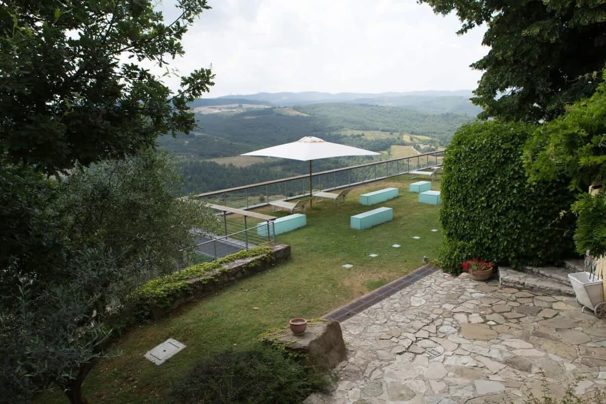 Classic Brick Villa With An Insane View & Pool photo 4