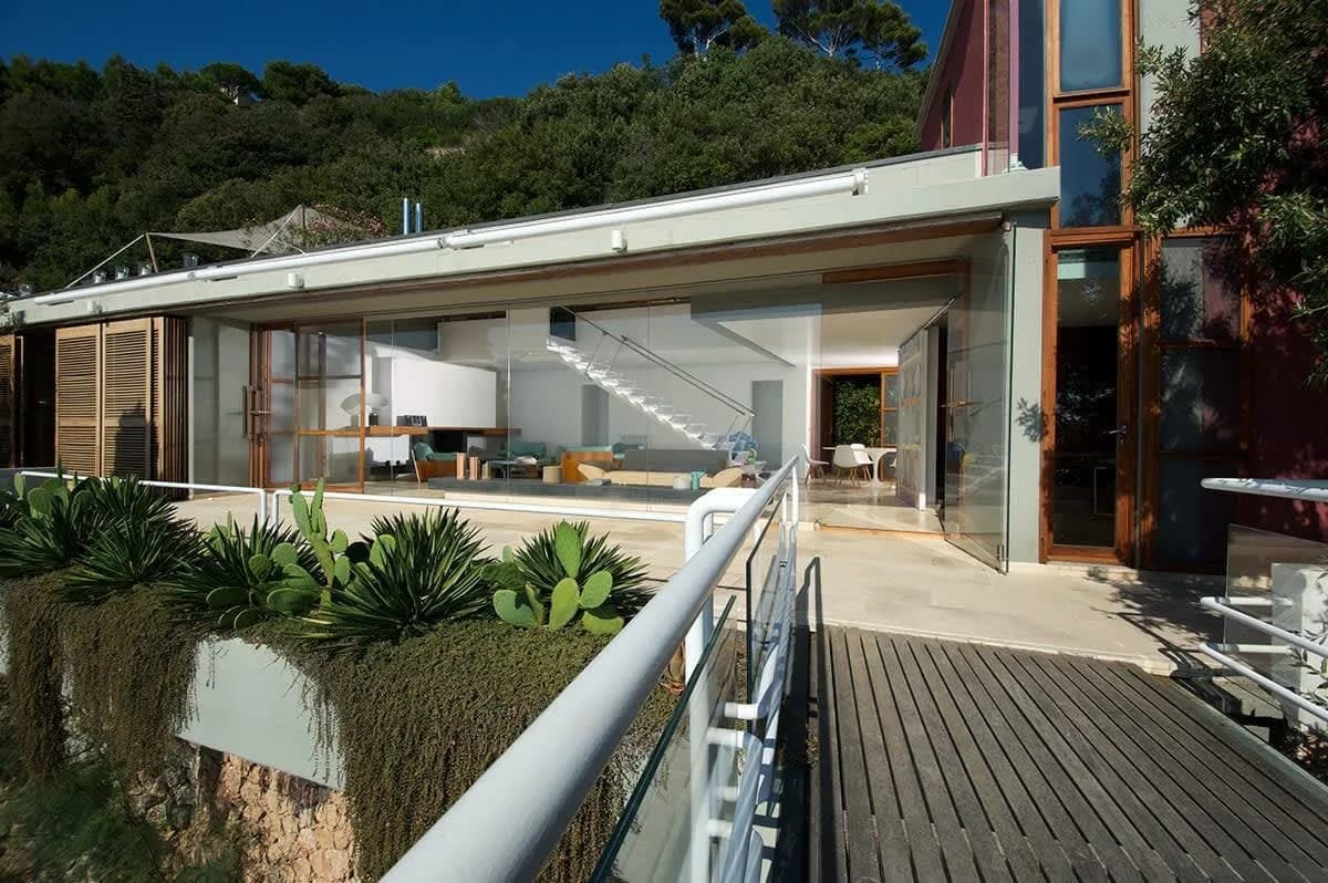 Elegant Villa Offering An Atmosphere Of Calm photo 2