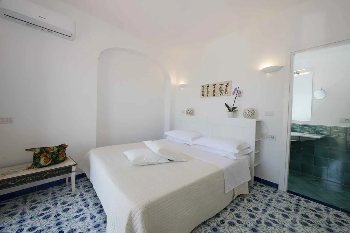 Paradise Villa Surrounded By Brightly Colored Trees photo 4
