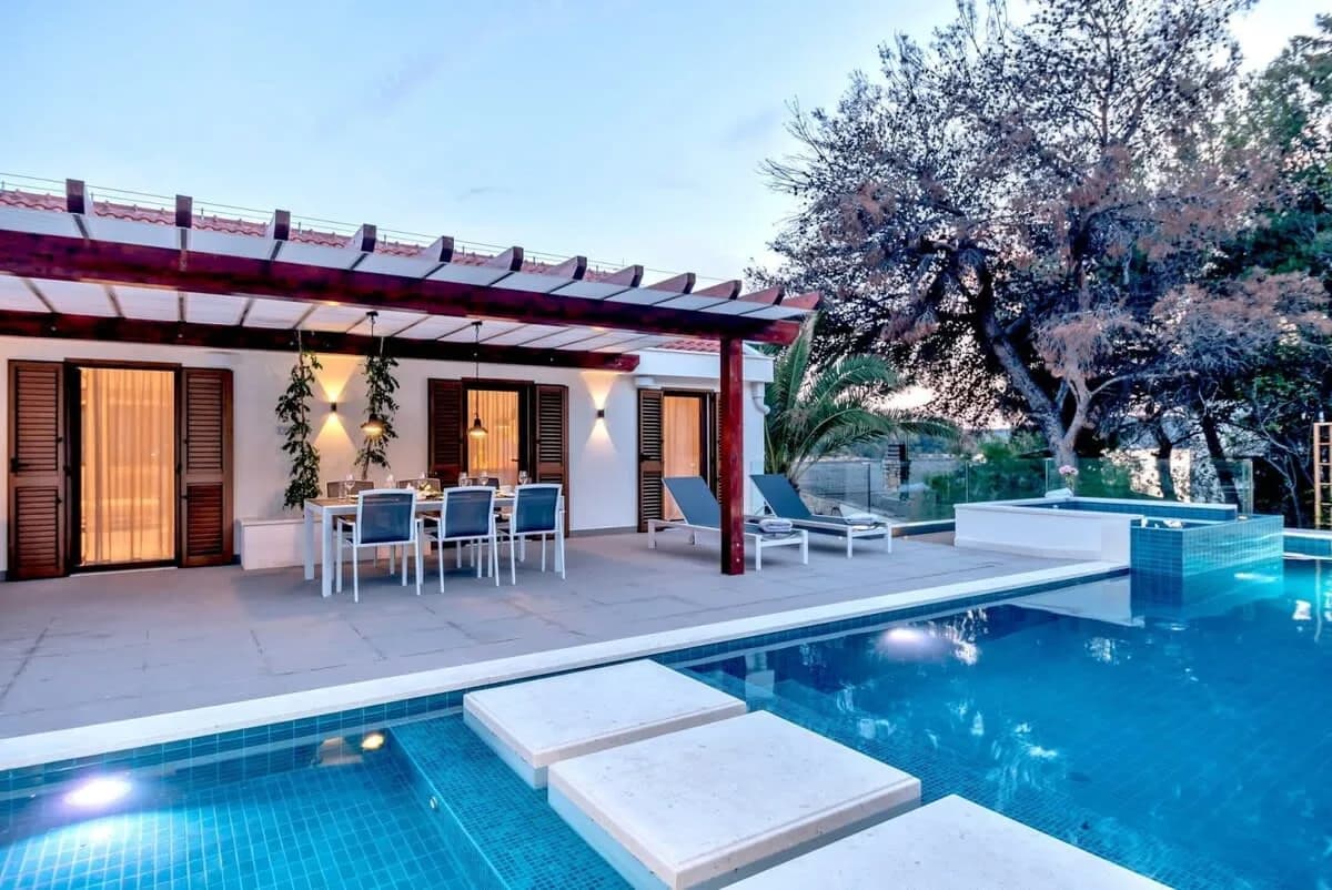 Spectacular Views Villa With Outdoor Heated Pool photo 3