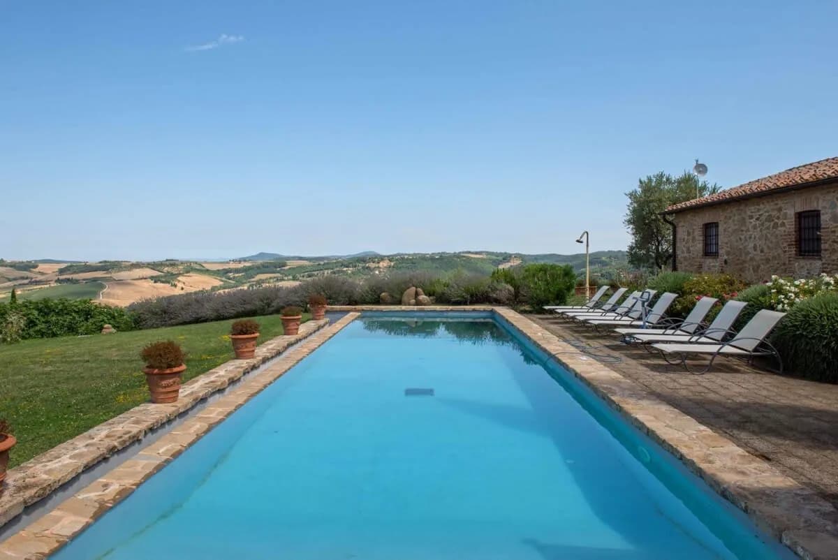 Unique And Unforgettable Villa Great For Weddings