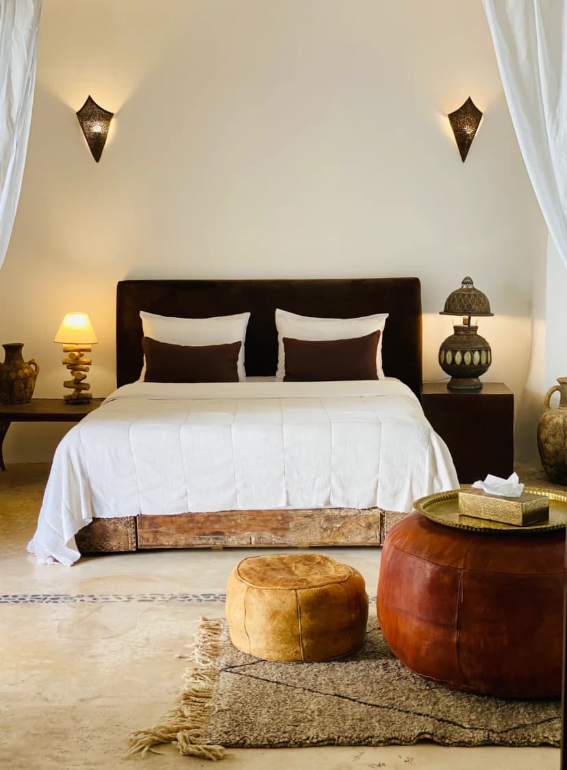 Most Refined Room With Arabesque Atmosphere