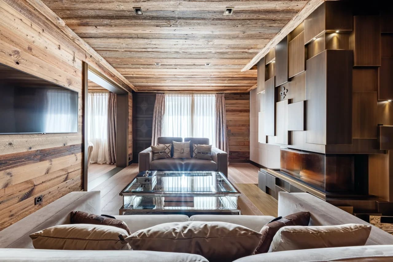 A SOPHISTICATED ALPINE CHALET WITH OUTSTANDING SPA FACILITIES photo 4