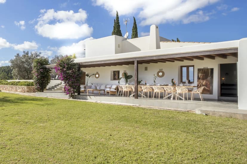 Luxurious rural hideaway