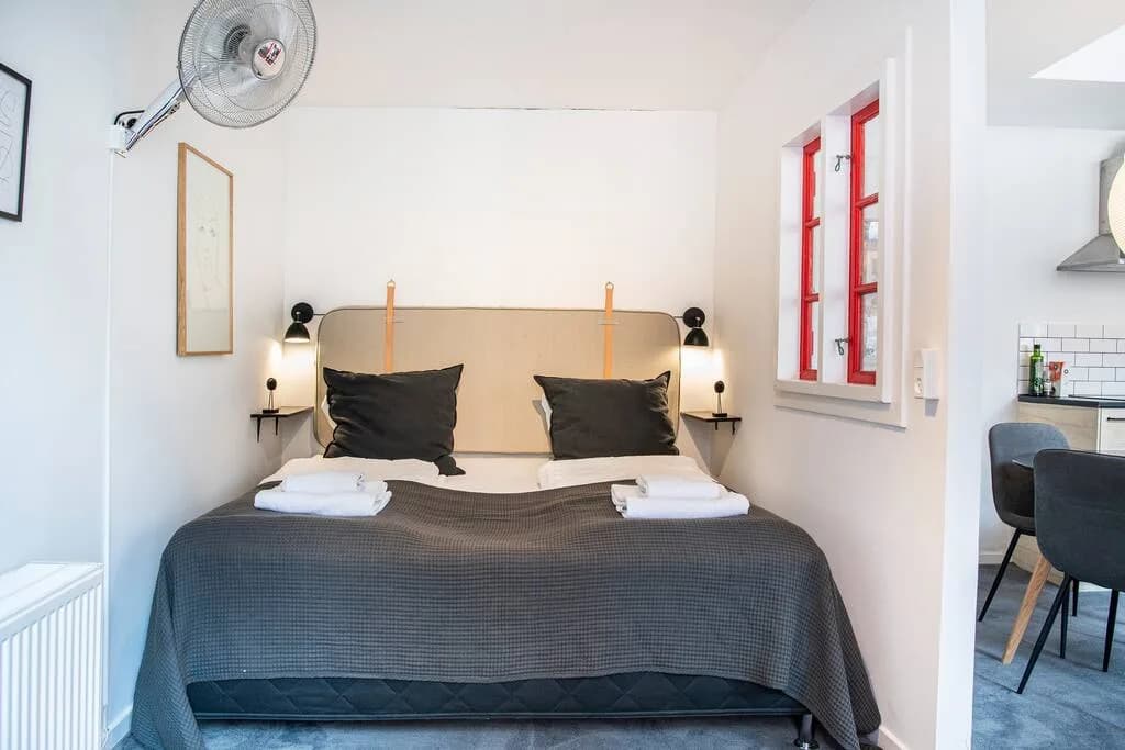 Chic Downtown Apartment in Copenhagen photo 2