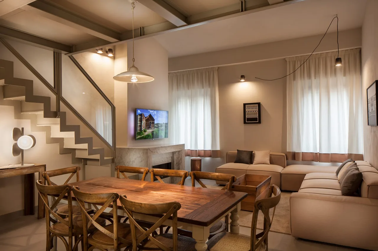 Elegant Duplex Apartment in Siena photo 3