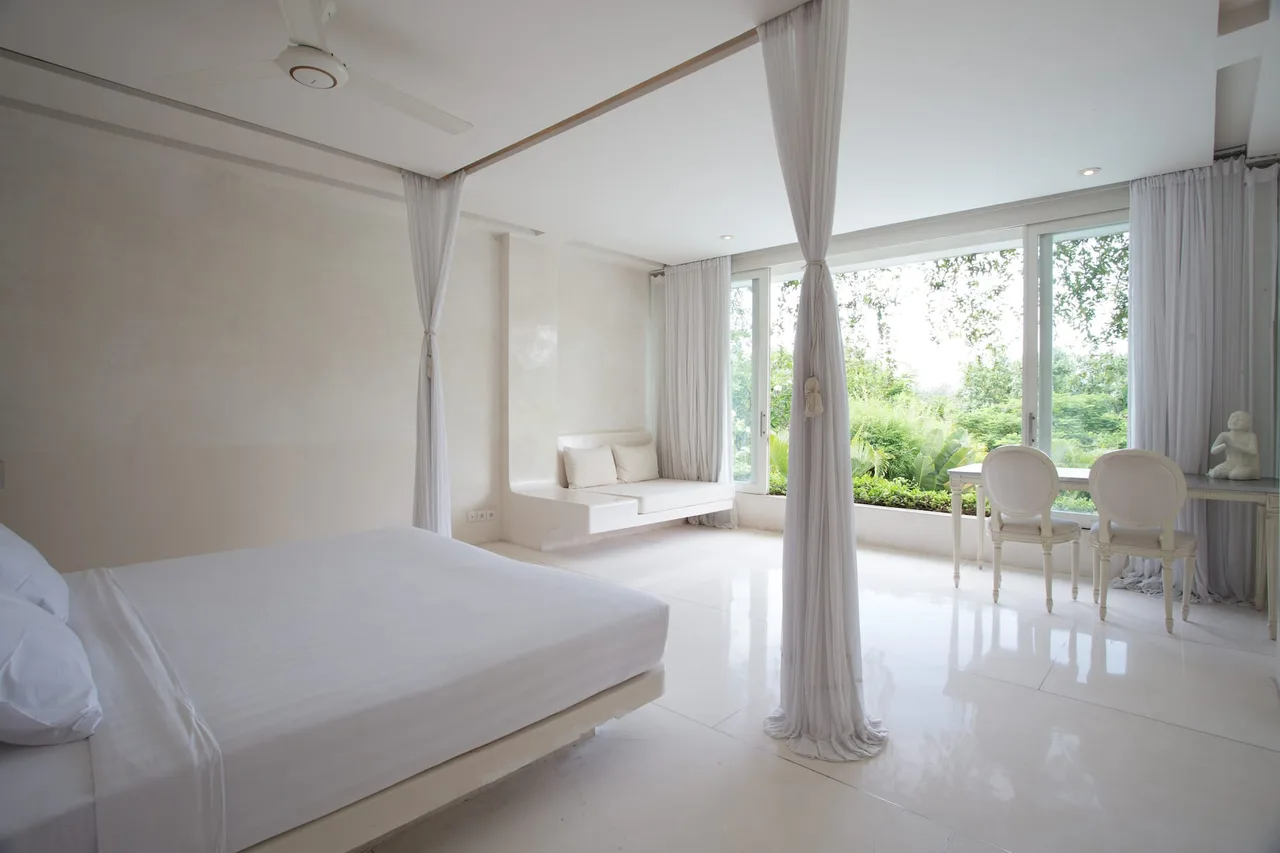 Popular villa with a fantastic location photo 5