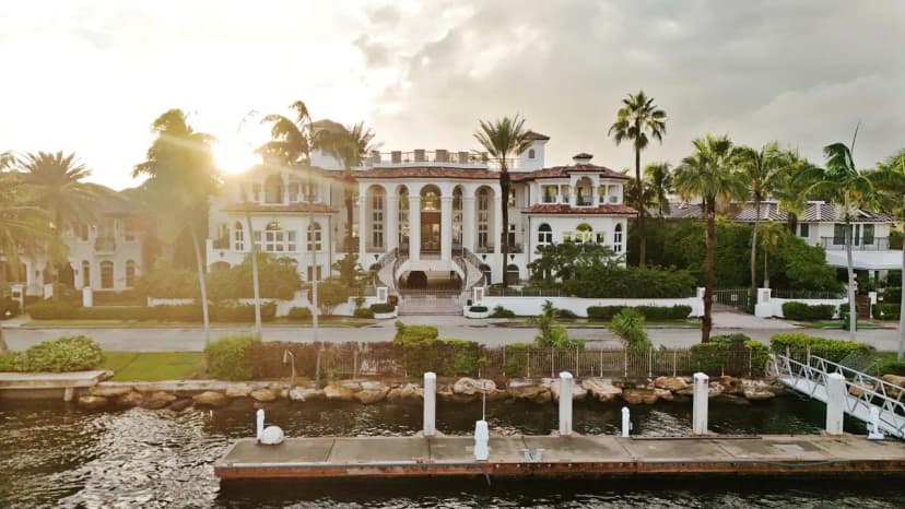 Expansive Waterfront Mansion in Fort Lauderdale
