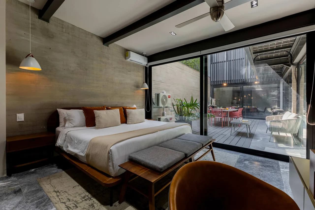 Sky-View Patio Apartment in Mexico City