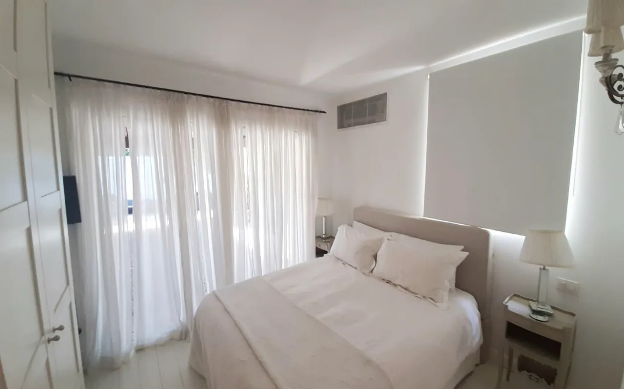 Traditional Villa With Tasteful Furnishings photo 5