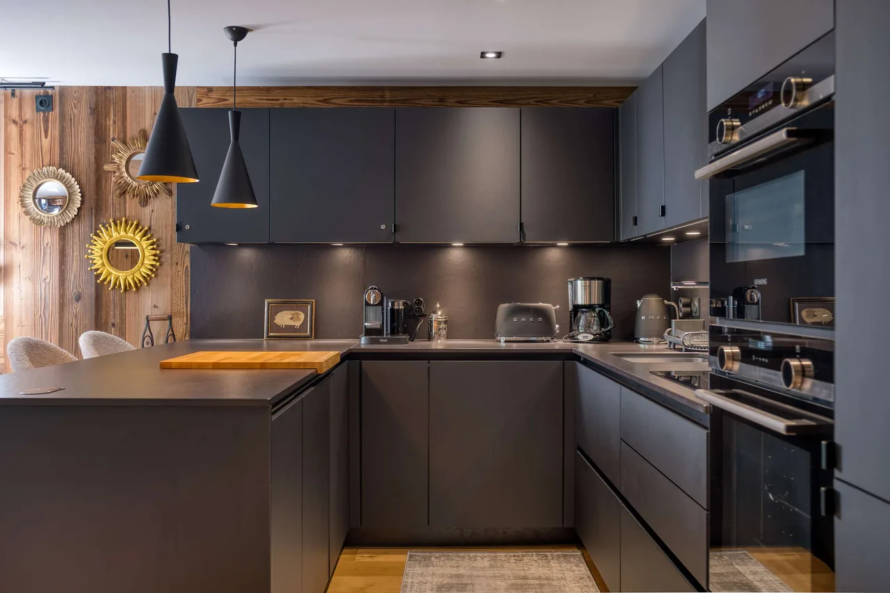 Sophisticated And Ingenious Style Luxury Apartment photo 2