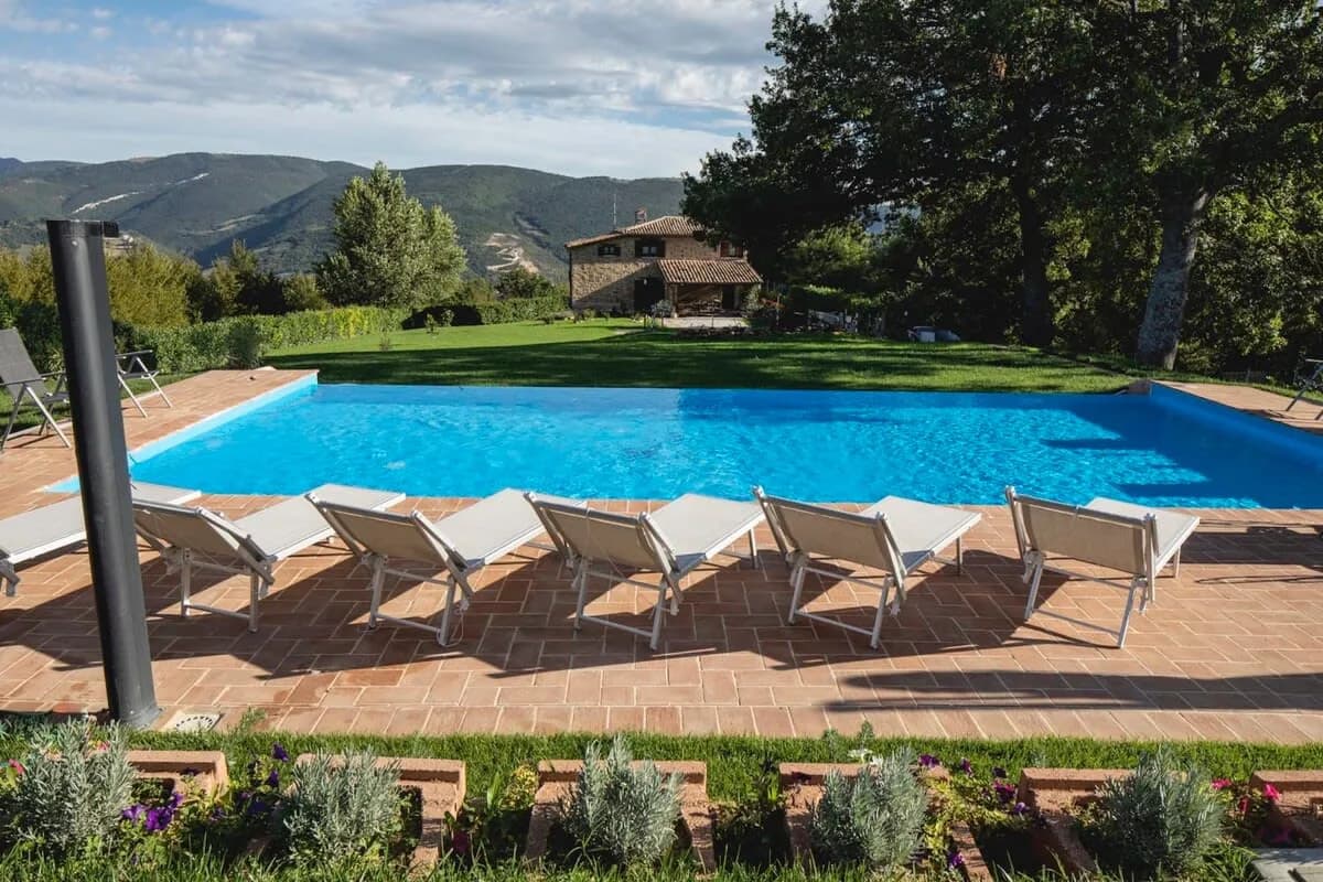 Stone Villa with Large Swimming Pool photo 4