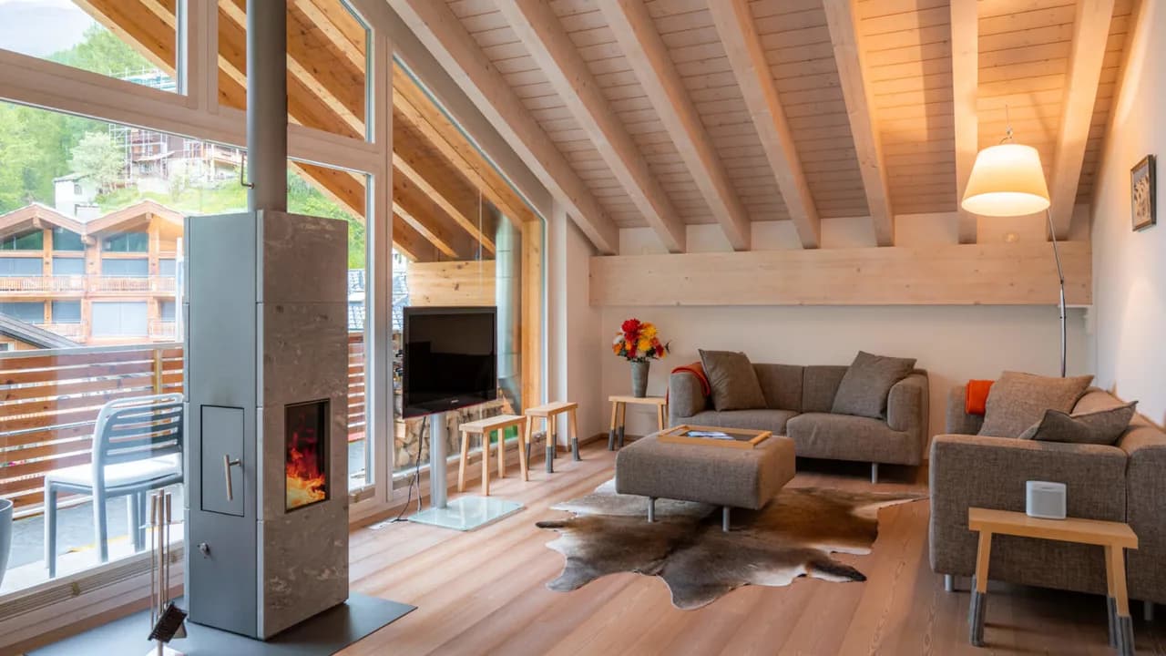 Modern Two-floor Penthouse in Zermatt photo 2