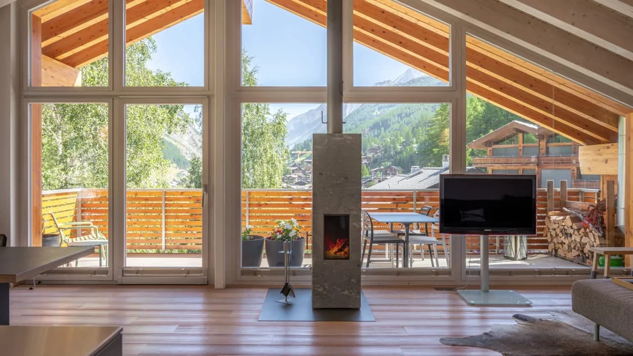 Modern Two-floor Penthouse in Zermatt photo 4