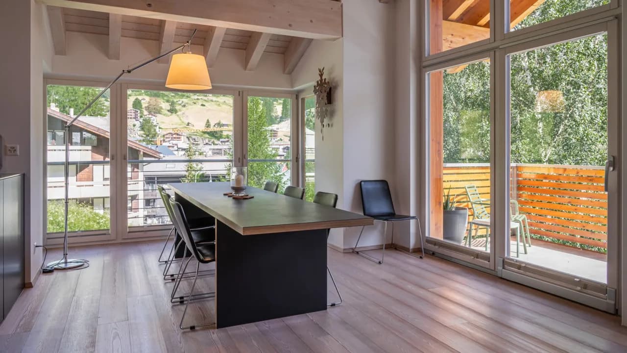 Modern Two-floor Penthouse in Zermatt photo 5