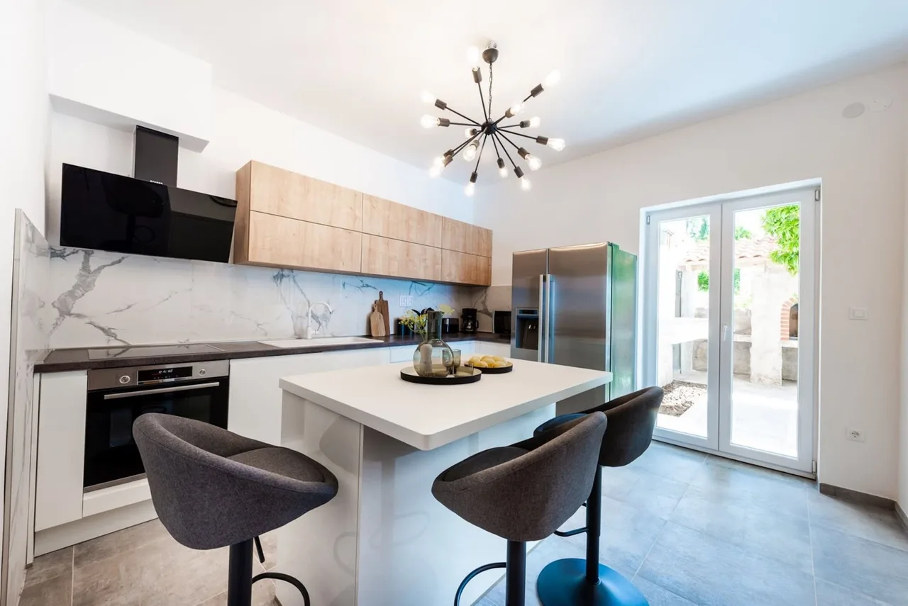 Contemporary Furnished Villa with Seaview photo 4